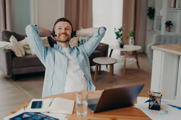 Master These Skills to Succeed as a Freelancer